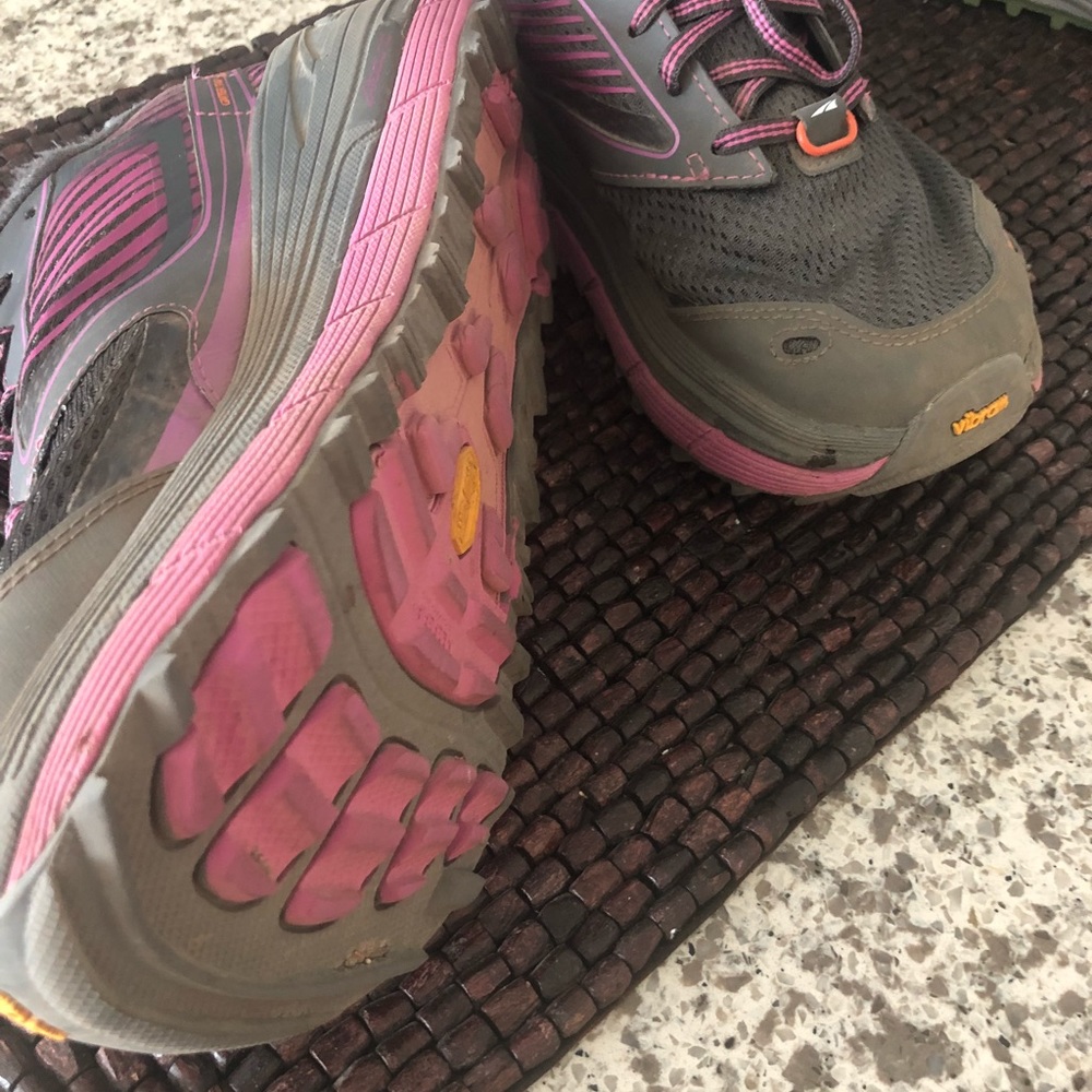 Ultra Running Shoes - Picture 3 of 3